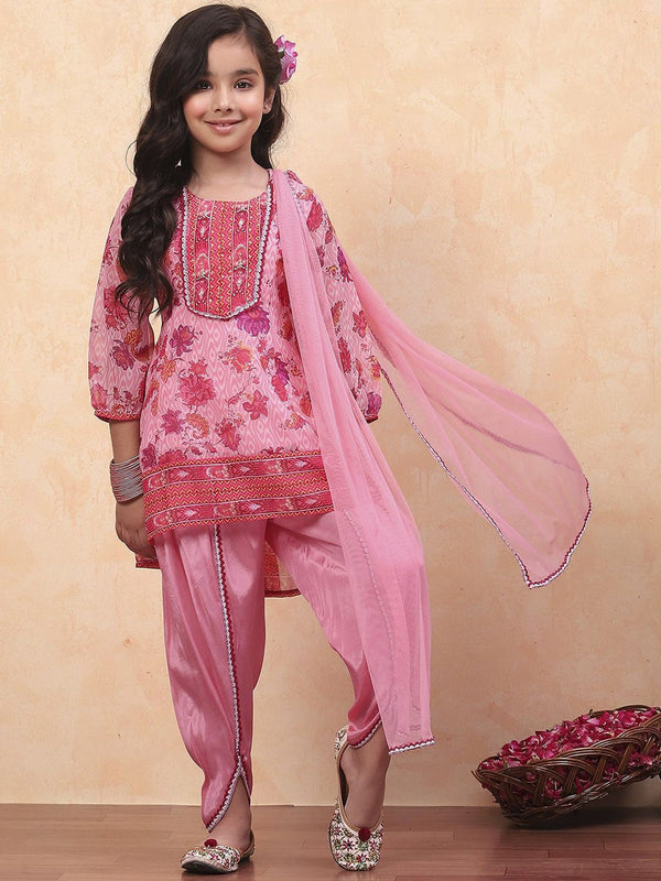 Girls Floral Printed Sequinned Regular Straight Kurti with Dhoti Pants & Dupatta